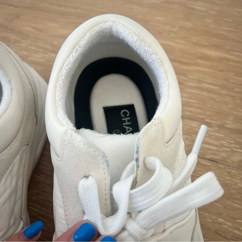 Chanel white CC Low-Top Sneakers Suede with Leather and Nylon size 37